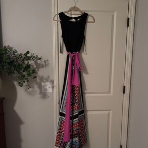 Elegant Black and Pink Maxi Dress